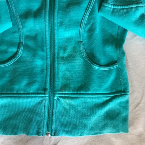 LULULEMON Zip Up Hoodie - Picture 3 of 8